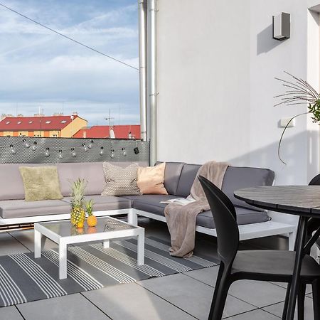Turnkey I Vineyard Terrace Apartments Prag Exterior foto