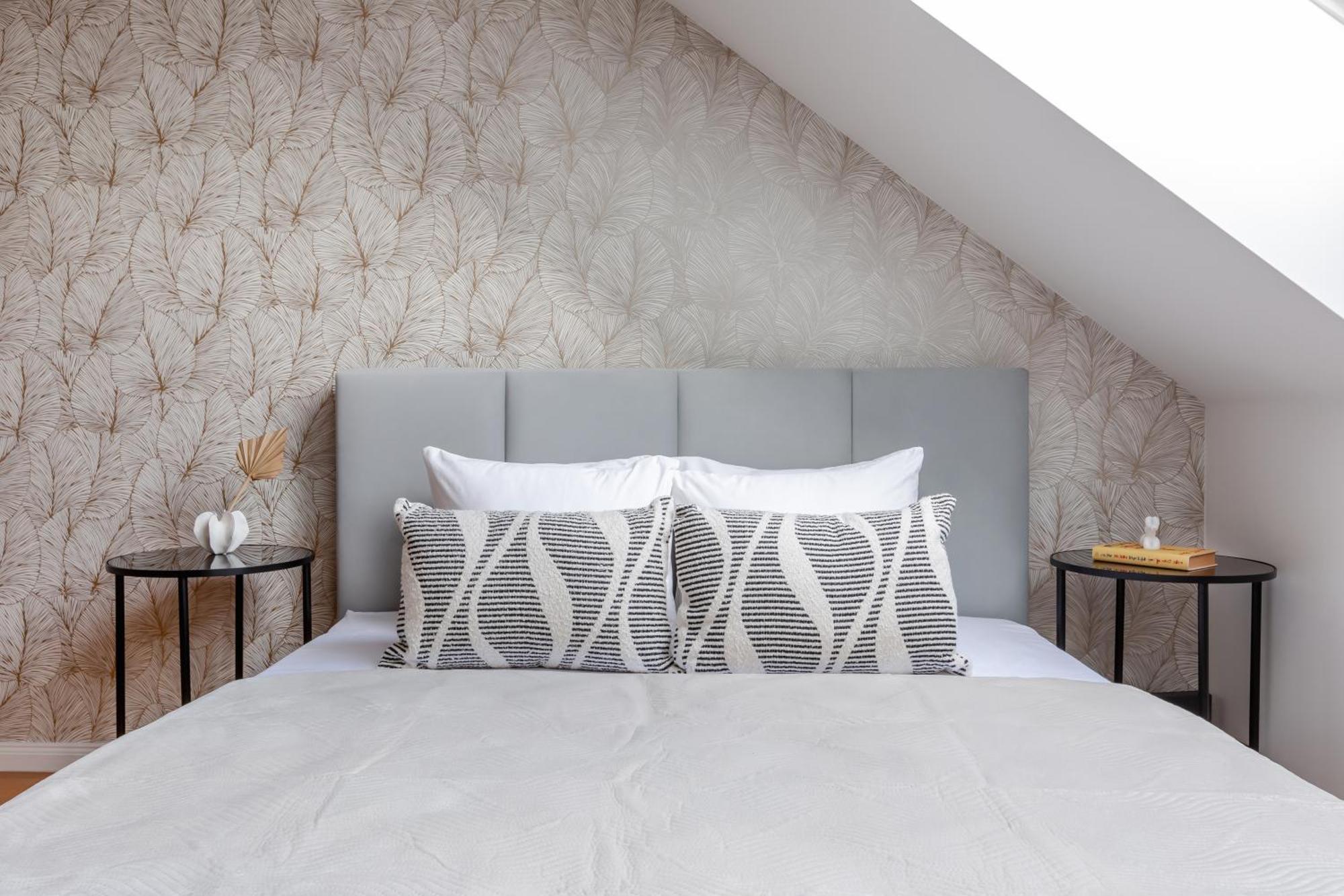 Turnkey I Vineyard Terrace Apartments Prag Zimmer foto